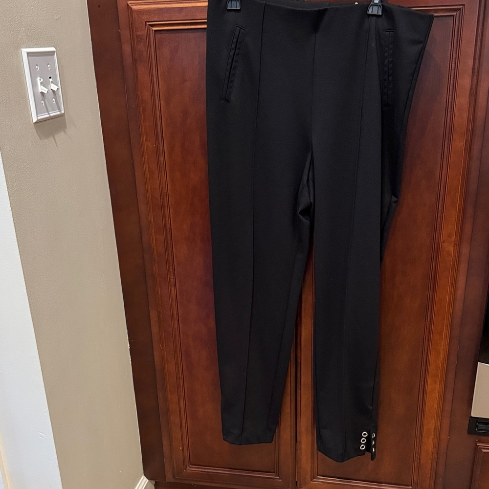 Ruby Rd. Women's Black Straight Leg Pants